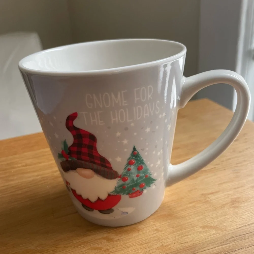 Gnome‎ for the holidays mug